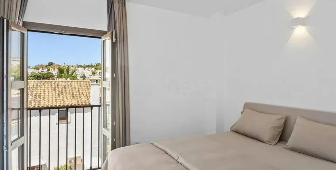 Venta de villa independiente en New Golden Mile 21