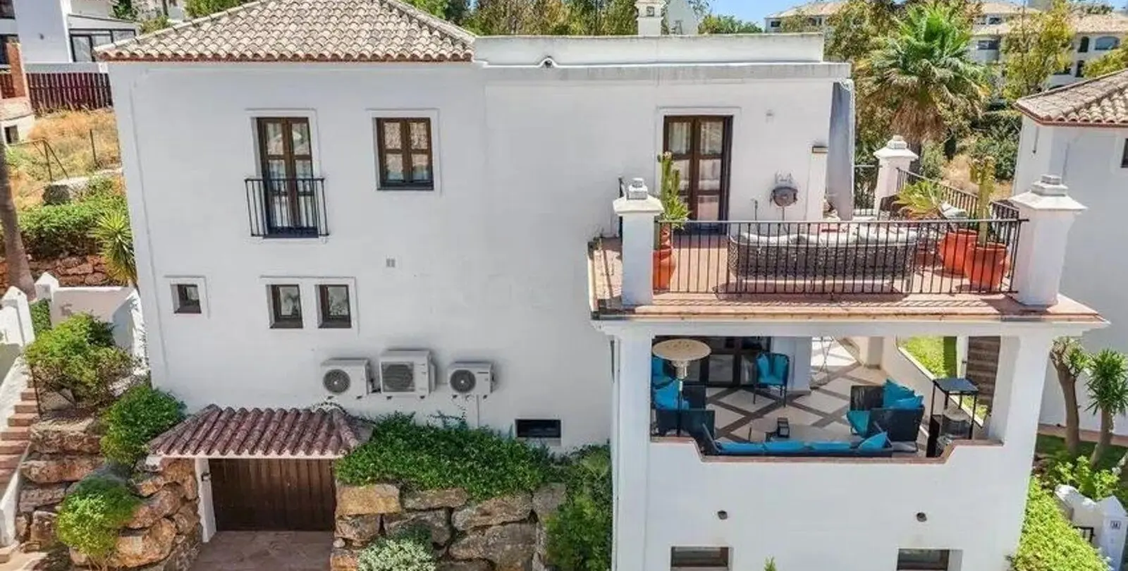 Venta de villa independiente en Selwo 14