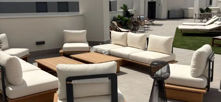 Sale of middle floor apartment in Las Lagunas 1