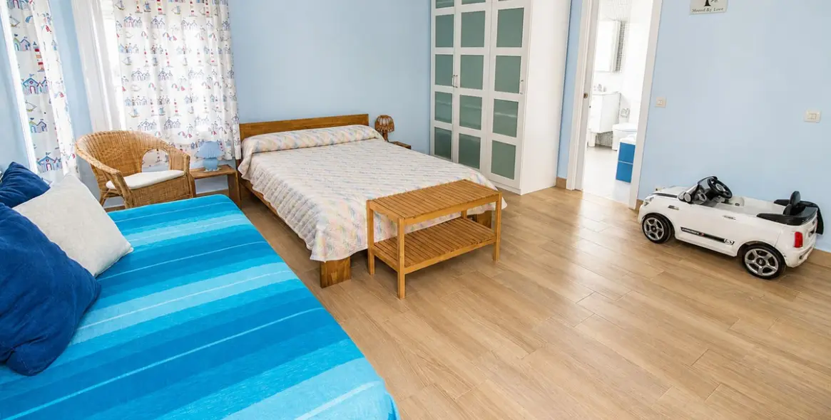 Sale of penthouse duplex in San Luis de Sabinillas 13
