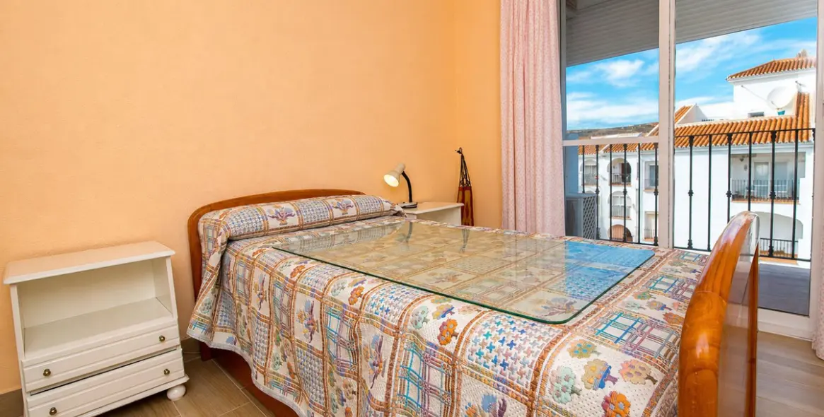 Sale of penthouse duplex in San Luis de Sabinillas 17