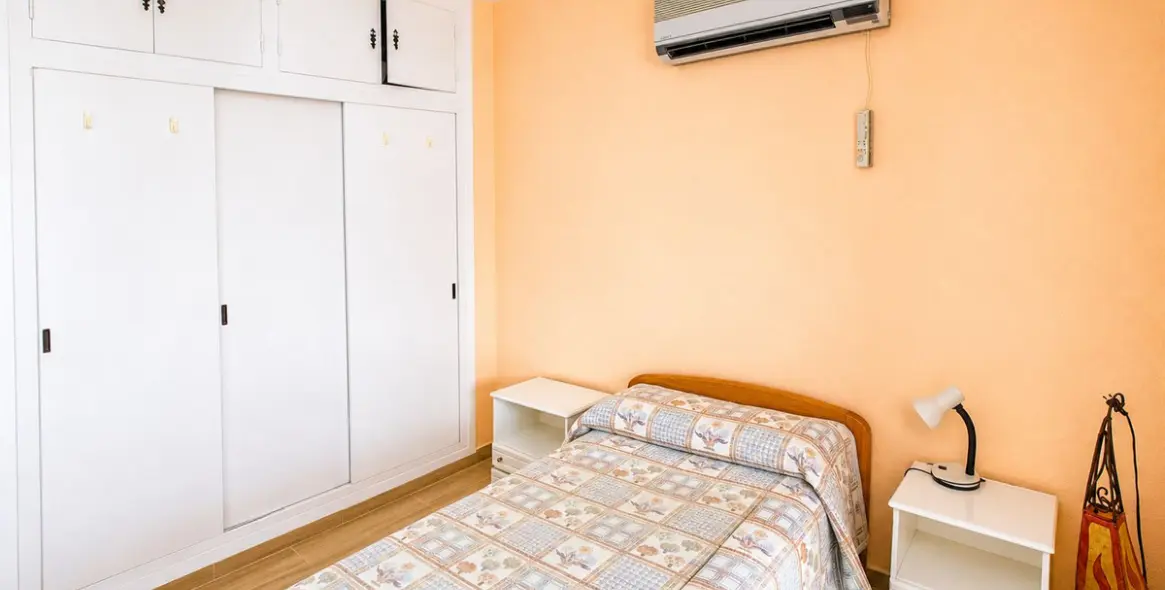 Sale of penthouse duplex in San Luis de Sabinillas 22
