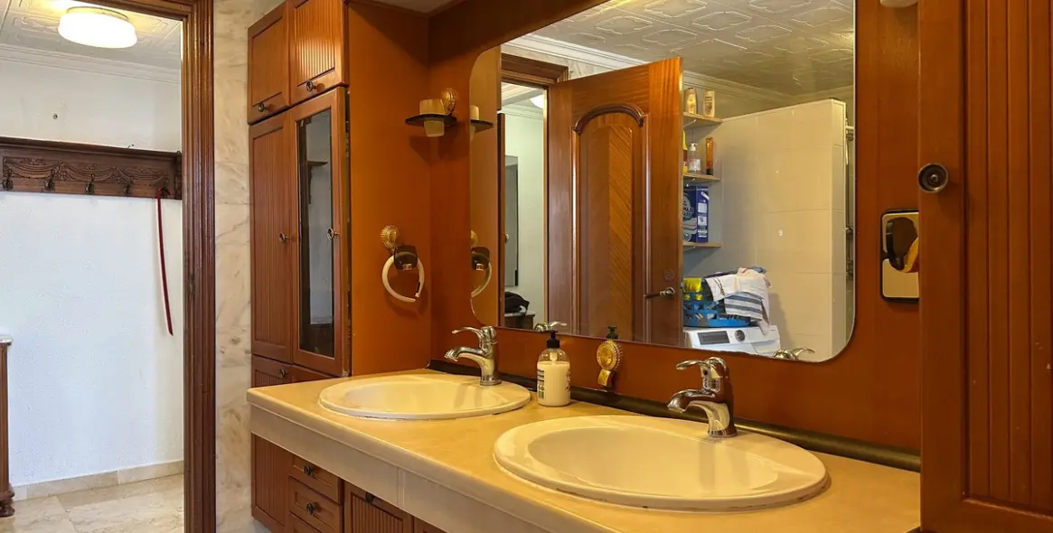 Sale of penthouse in Fuengirola 13