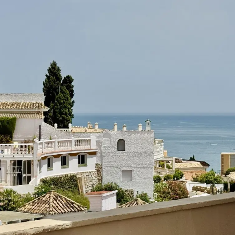 Sale of penthouse in Fuengirola
