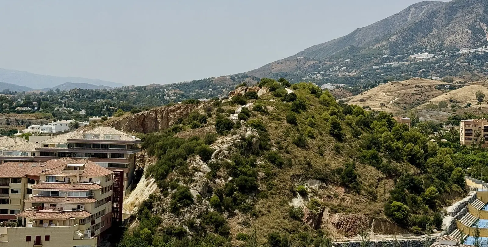 Sale of penthouse in Fuengirola 3