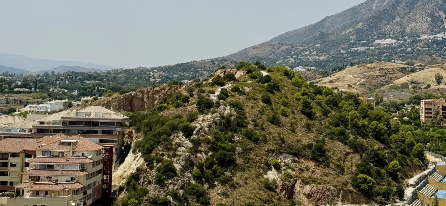 Sale of penthouse in Fuengirola 2