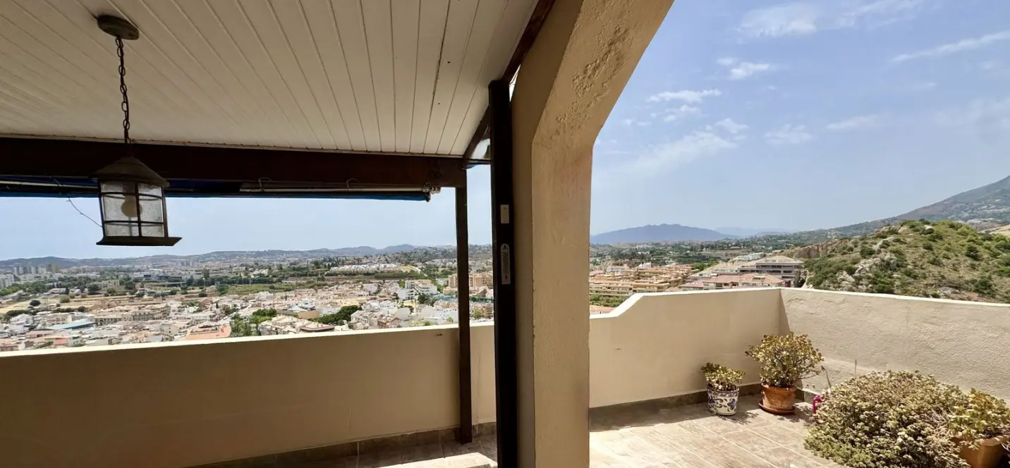 Sale of penthouse in Fuengirola 4
