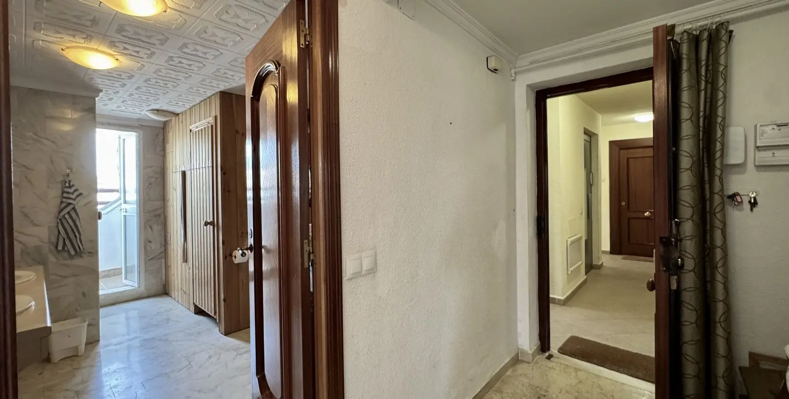 Sale of penthouse in Fuengirola 41
