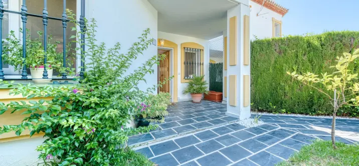 Venta de adosado en Bel Air 3