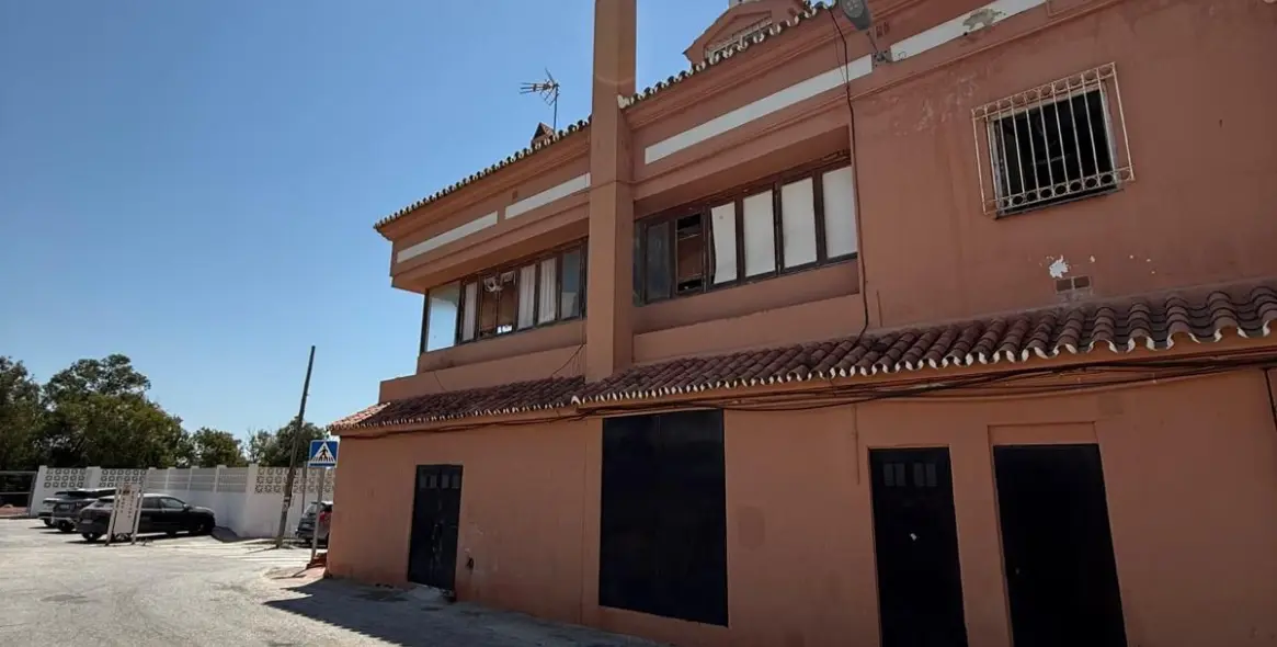 Sale of commercial premises in Mijas Costa 3