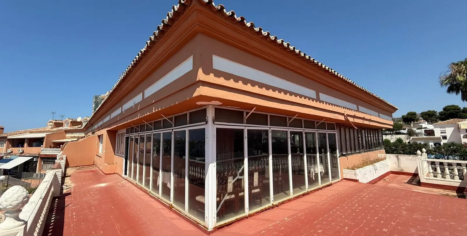 Продажа коммерческого помещения в Mijas Costa 11