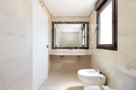 Image 6 thumb