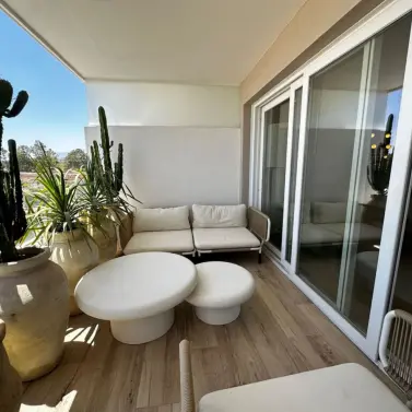 Venta de apartamento en planta media en Nueva Andalucía