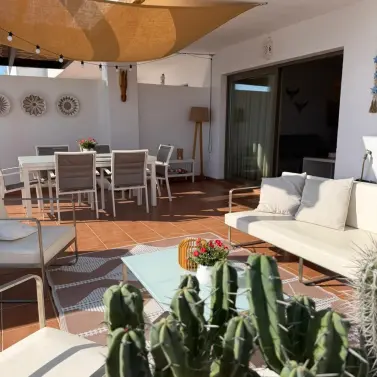 Venta de apartamento en planta media en Calanova Golf