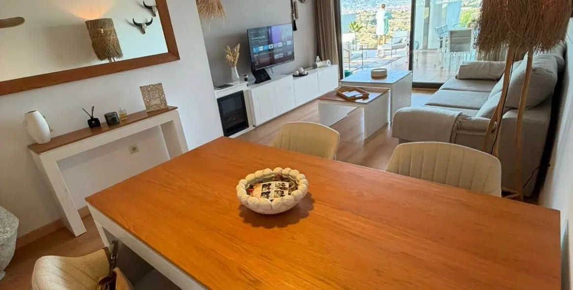 Venta de apartamento en planta media en Calanova Golf 5