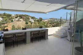 Image 4 thumb