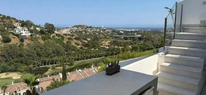 Sale of penthouse duplex in La Quinta 4