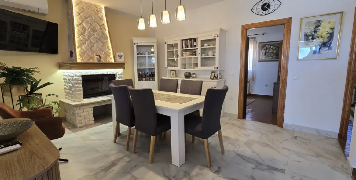 Продажа финки в Coín 10