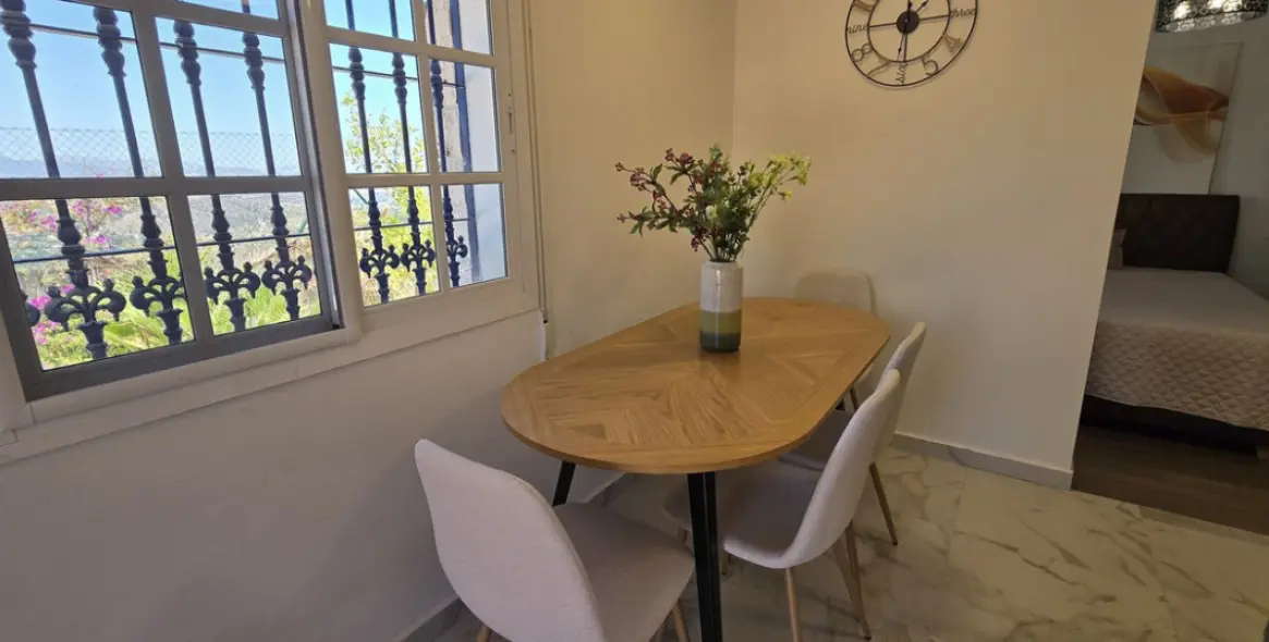 Продажа финки в Coín 28