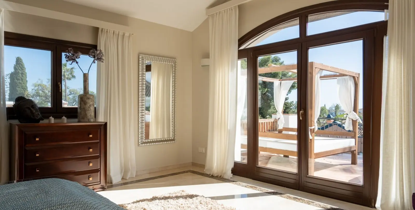 Venta de villa independiente en El Rosario 25