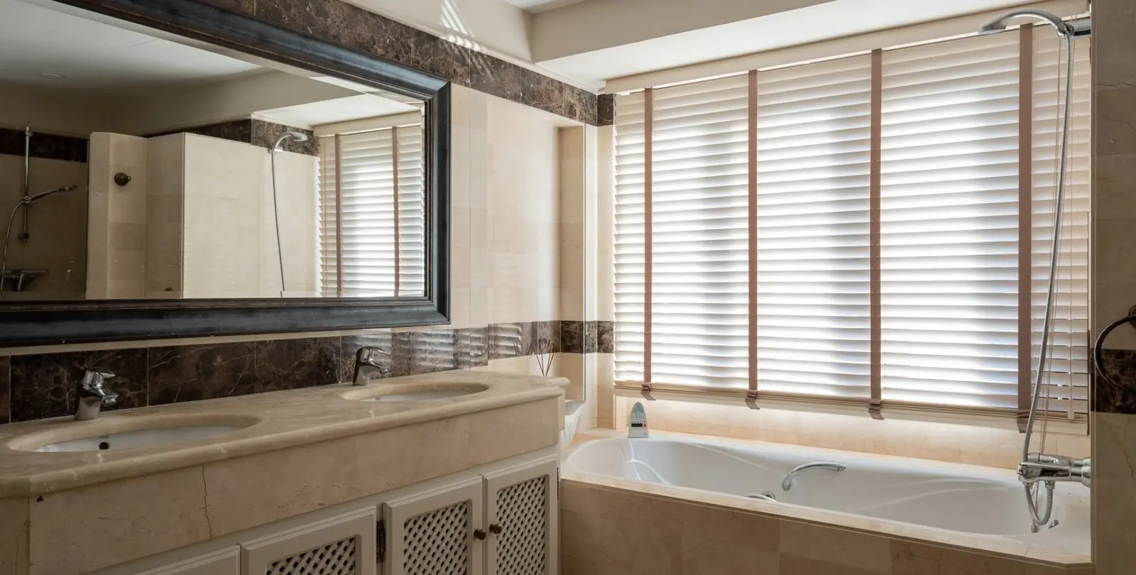 Venta de villa independiente en El Rosario 28