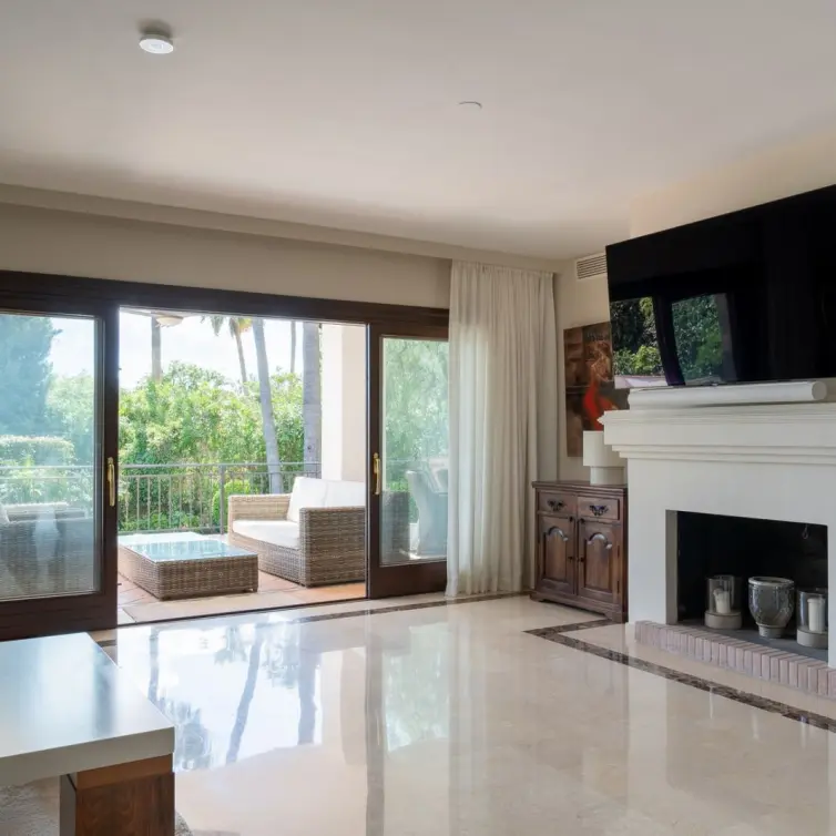Sale of detached villa in El Rosario
