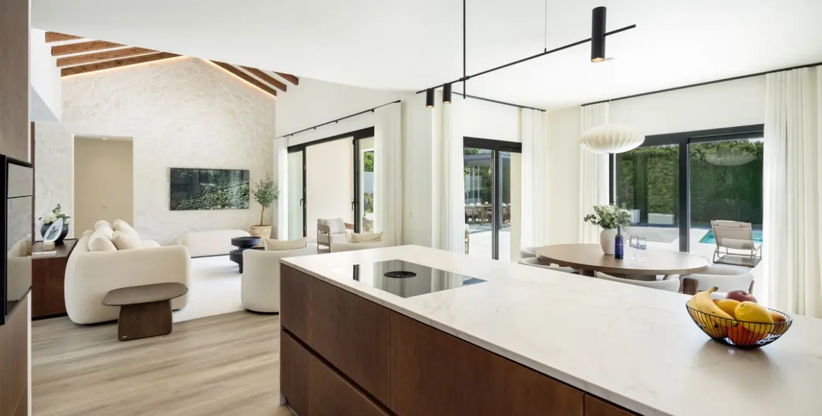 Продажа  отдельно стоящей виллы в Cortijo Blanco 18