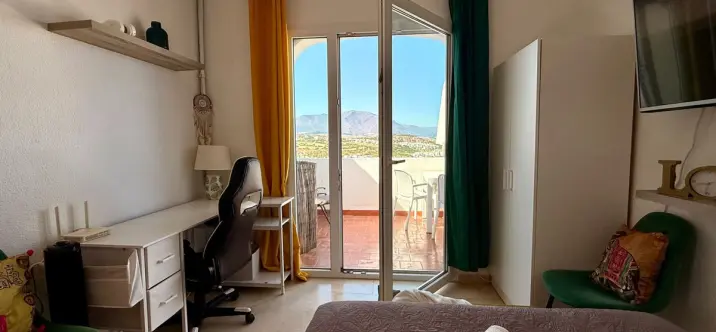 Short-term rent of studio in Manilva 4