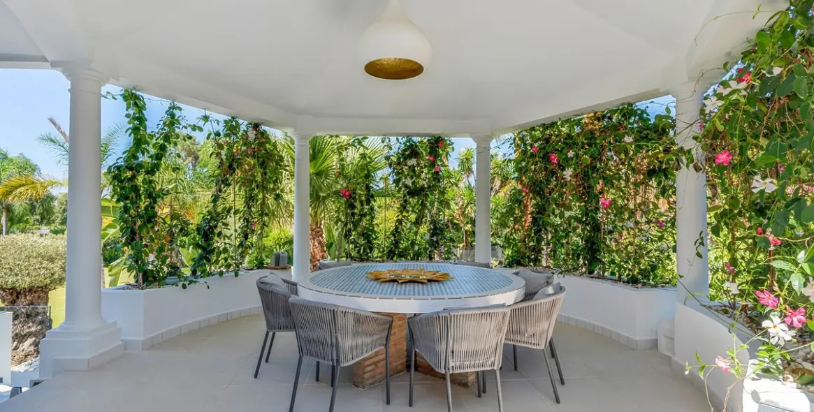 Продажа  отдельно стоящей виллы в Marbella 4