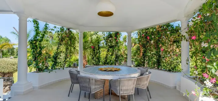 Продажа  отдельно стоящей виллы в Marbella 3