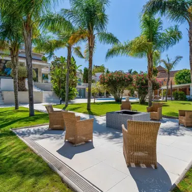 Продажа  отдельно стоящей виллы в Marbella