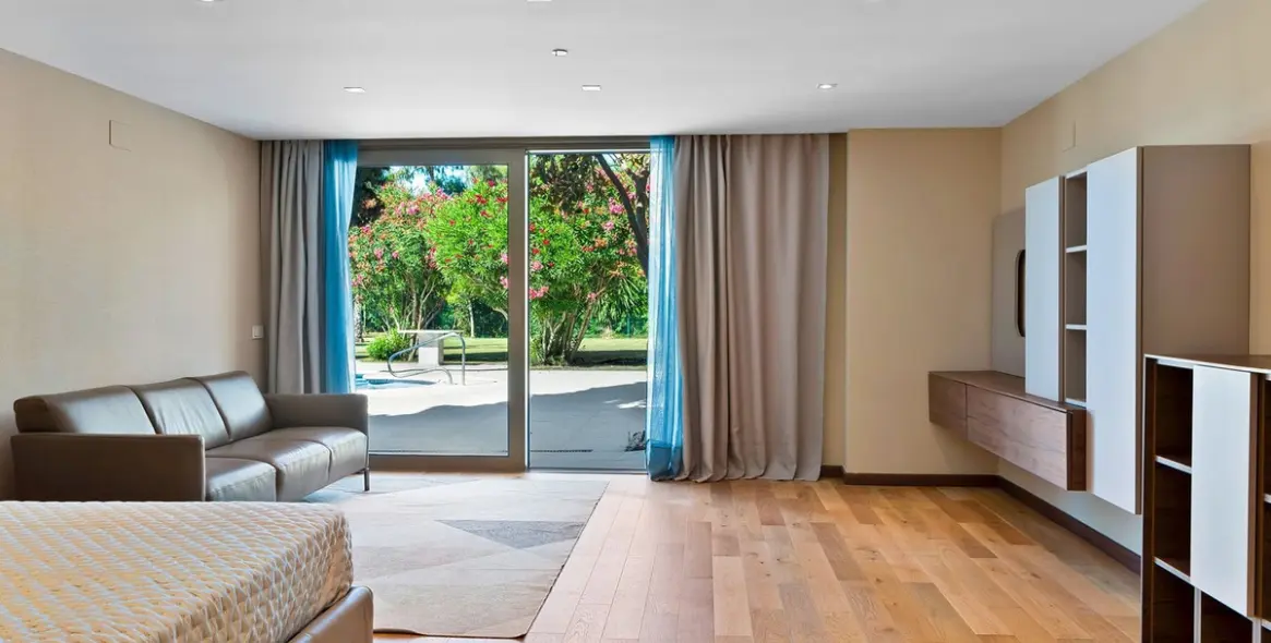 Продажа  отдельно стоящей виллы в Marbella 22