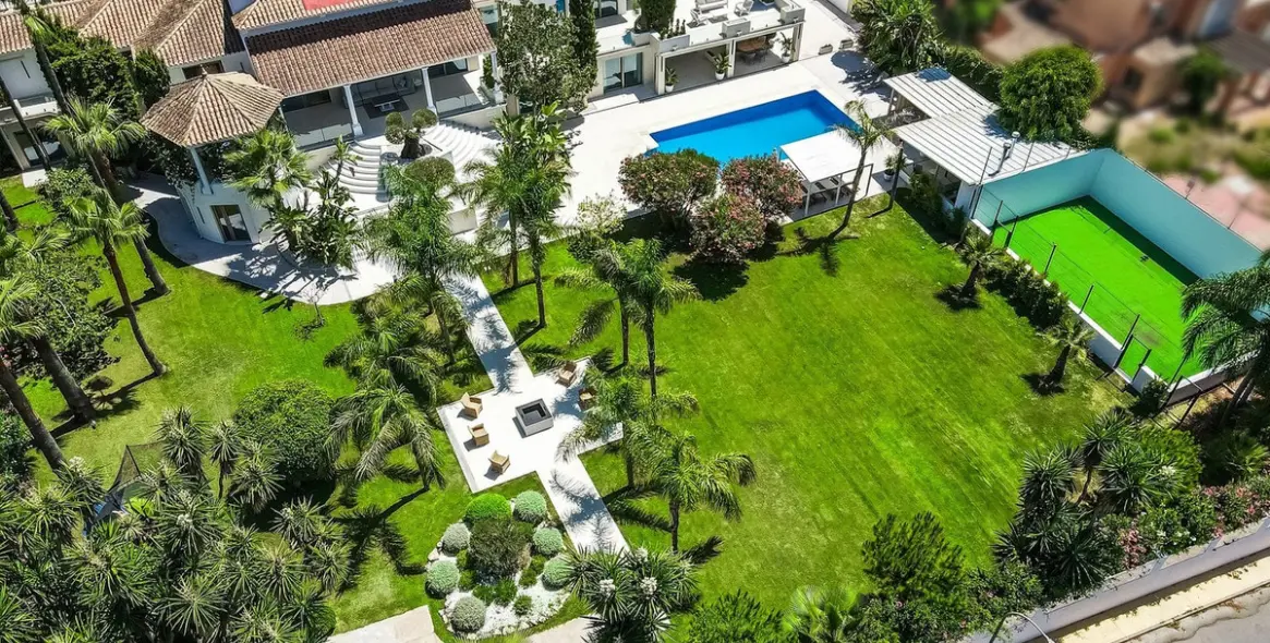 Продажа  отдельно стоящей виллы в Marbella 55
