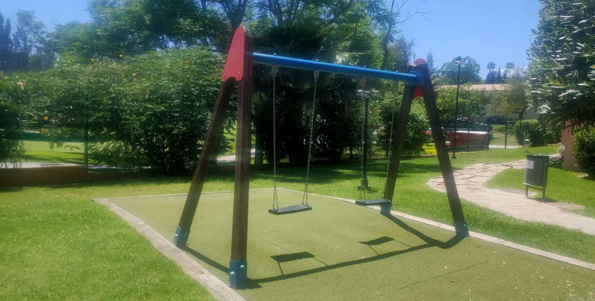 Alquiler a largo plazo de ático en Guadalmina Alta 35