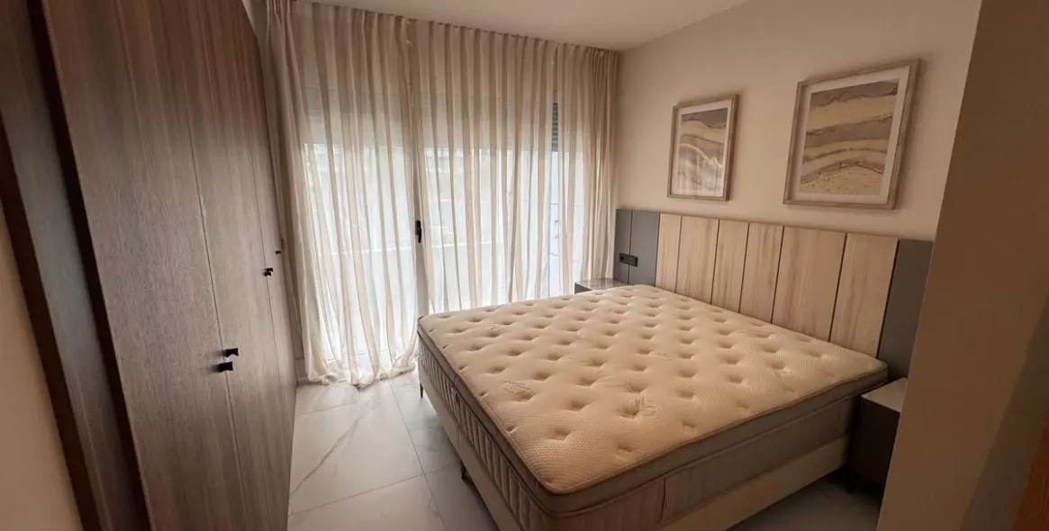 Долгосрочная аренда апартаментов на среднем этаже в San Pedro de Alcántara 13