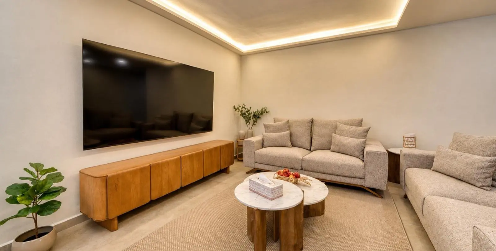 Long-term rent of middle floor apartment in Nueva Andalucía 7