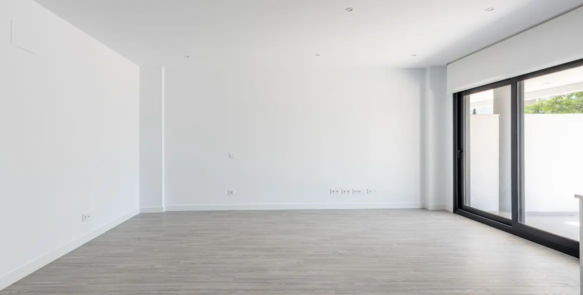 Venta de apartamento en planta baja en Estepona 11