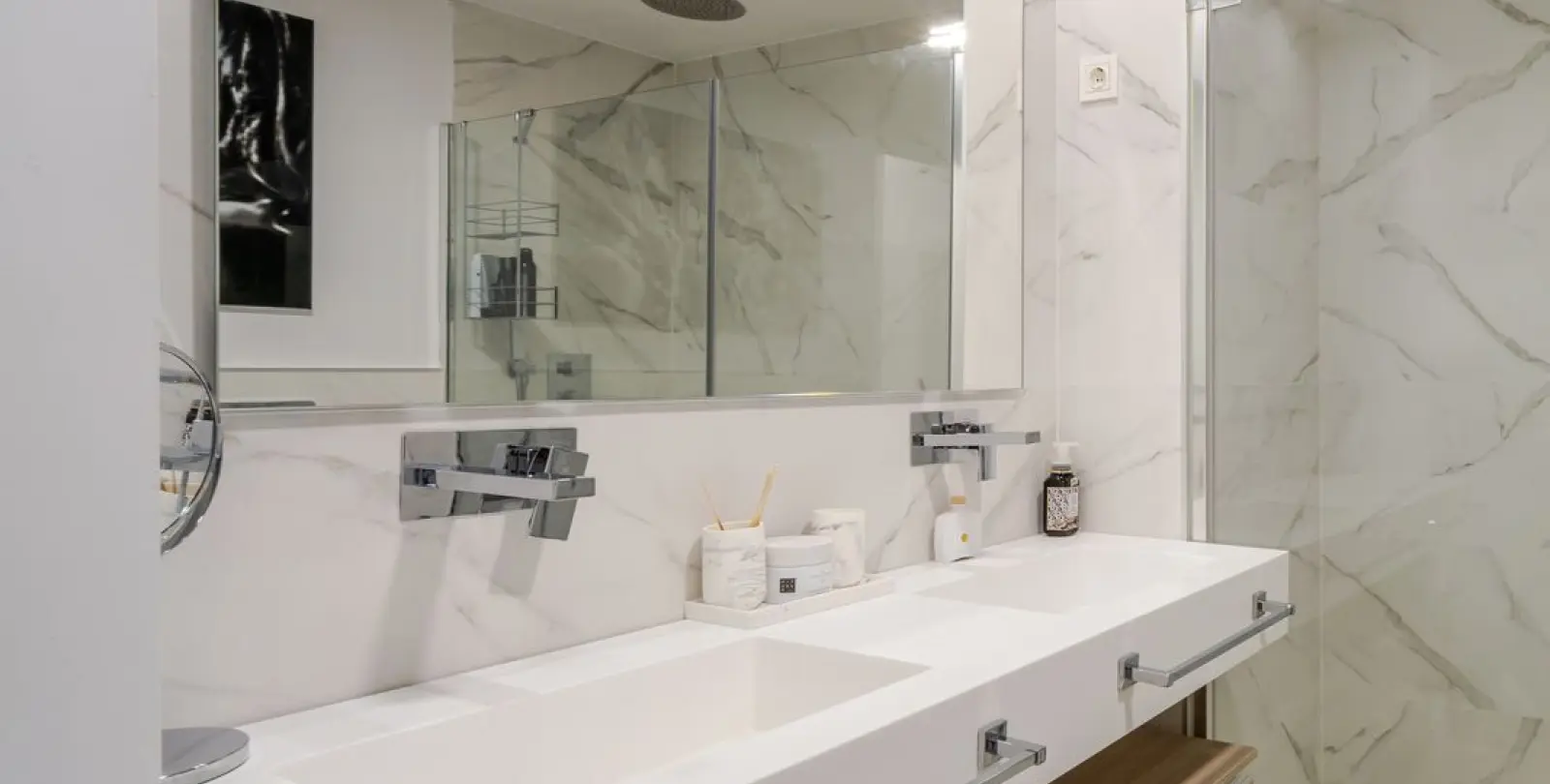 Sale of ground floor apartment in Benahavís 23