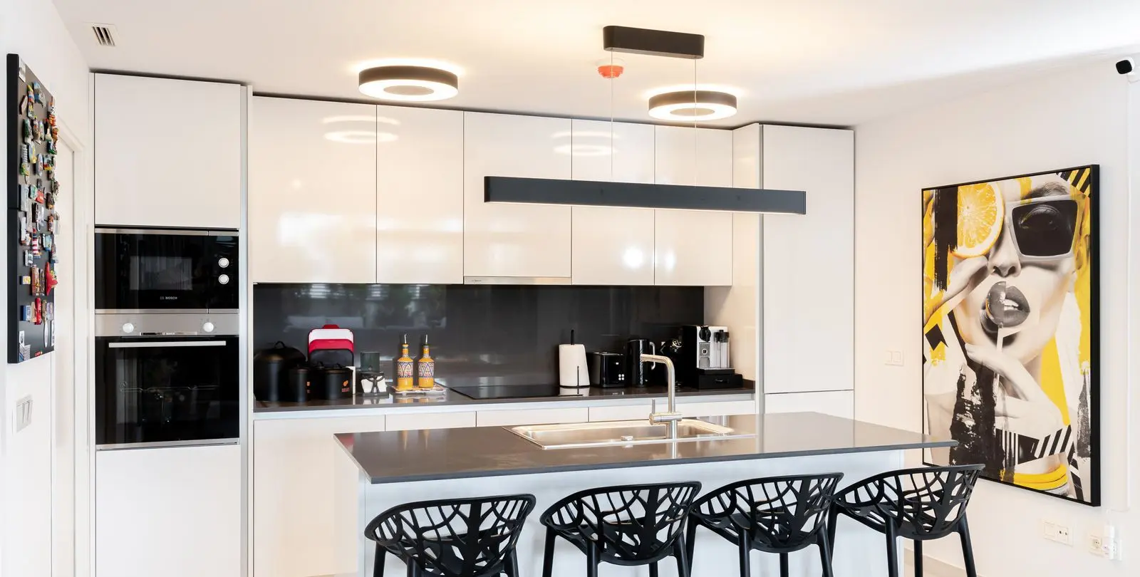 Sale of ground floor apartment in Benahavís 36