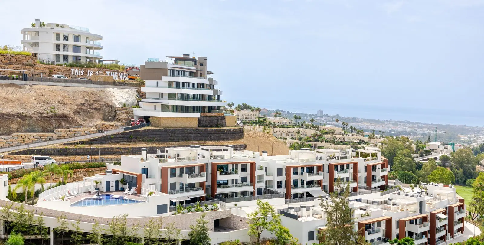 Sale of ground floor apartment in Benahavís 55