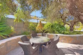 Image 6 thumb