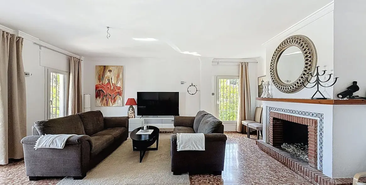 Продажа  отдельно стоящей виллы в Alhaurín de la Torre 17