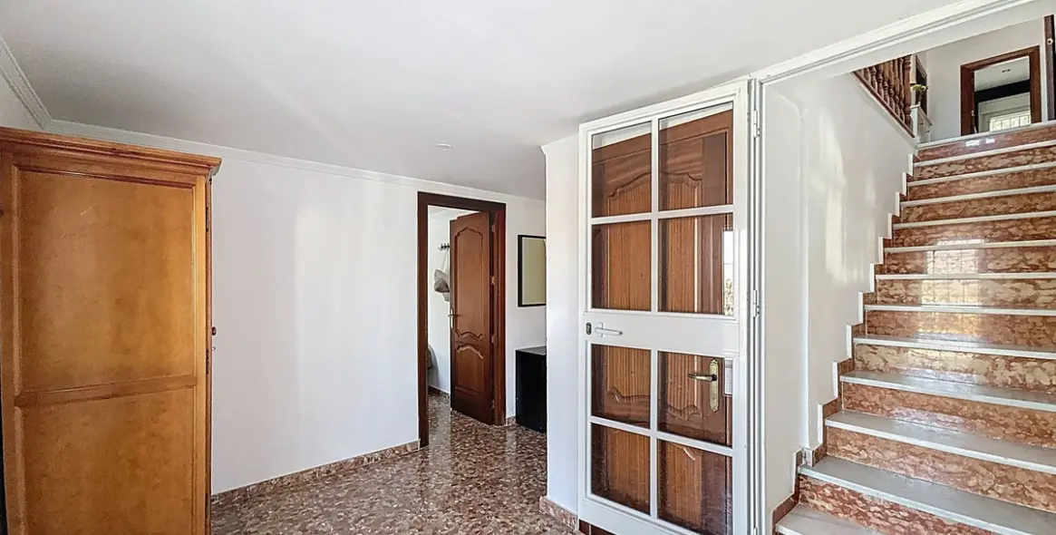 Продажа  отдельно стоящей виллы в Alhaurín de la Torre 27