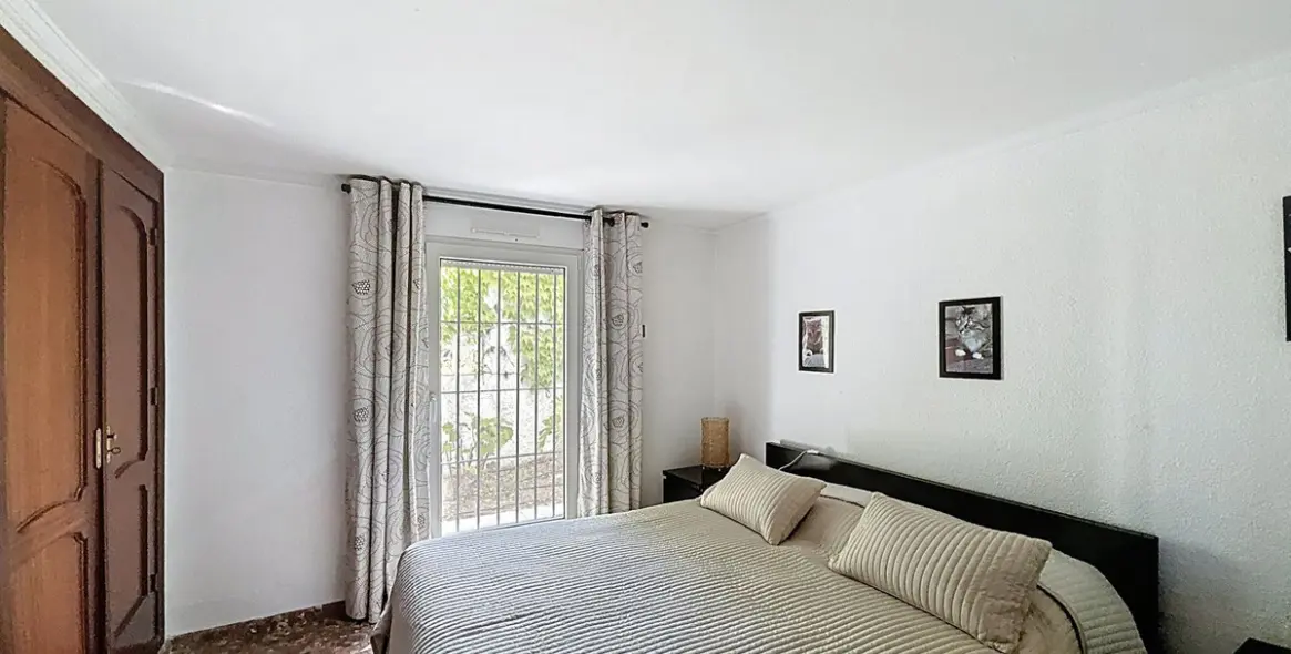 Продажа  отдельно стоящей виллы в Alhaurín de la Torre 29