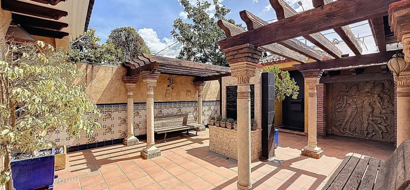 Sale of townhouse in Málaga Este 0