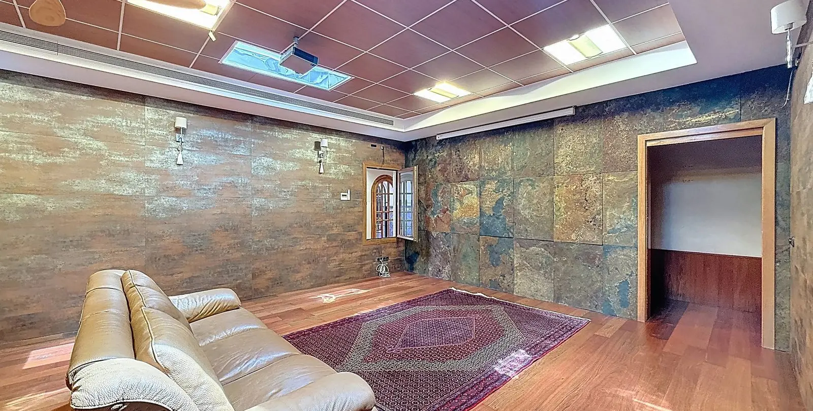 Продажа таунхауса в Málaga Este 22