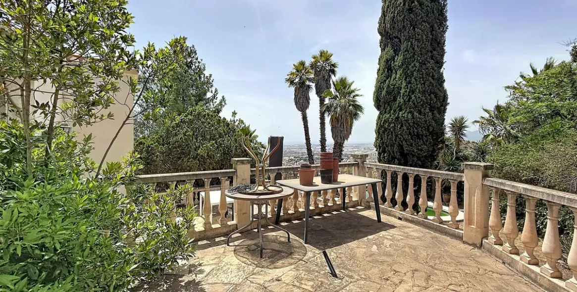 Sale of detached villa in El Atabal 11