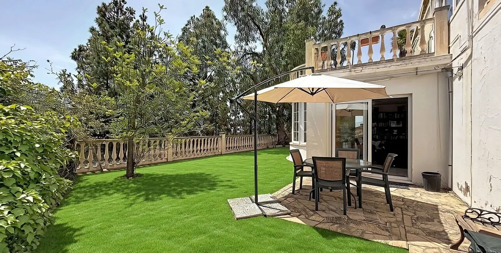 Sale of detached villa in El Atabal 3