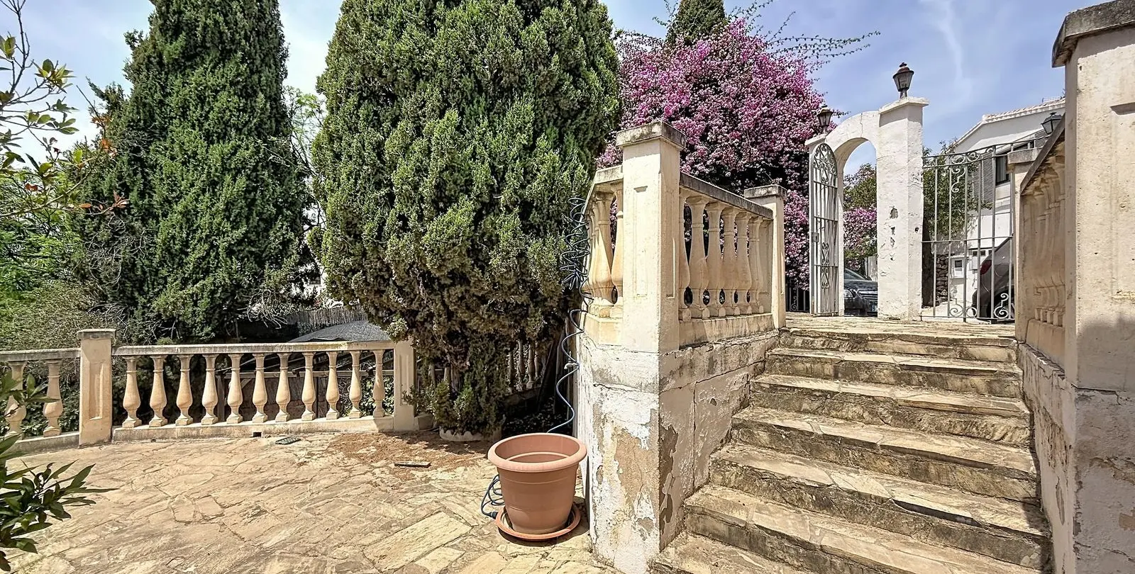 Sale of detached villa in El Atabal 6