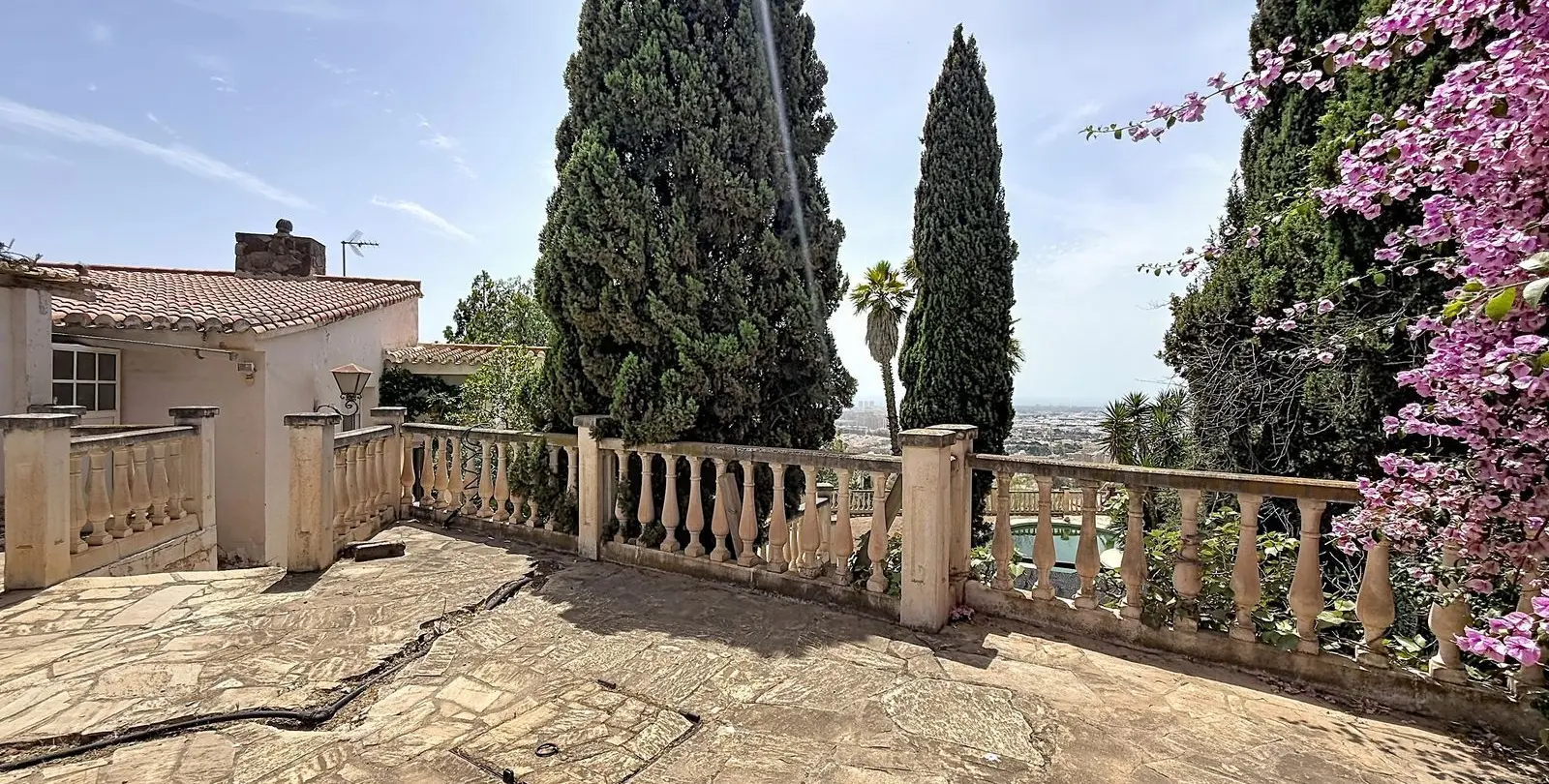 Sale of detached villa in El Atabal 12